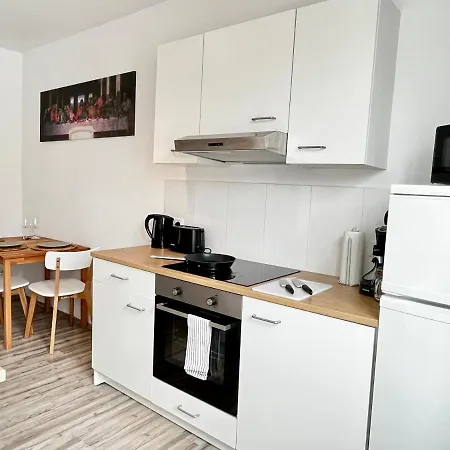 Appartement Design - Kingsize Bett - Kueche - Zentral Hanovre