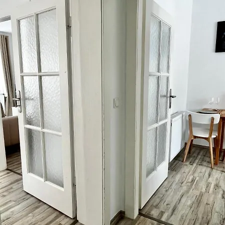 Design - Kingsize Bett - Küche - Zentral