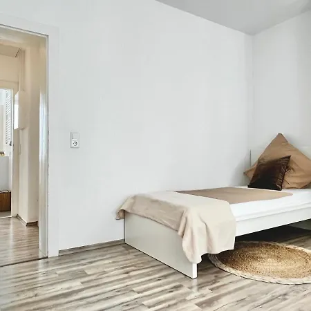 Design - Kingsize Bett - Kueche - Zentral * هانوفر