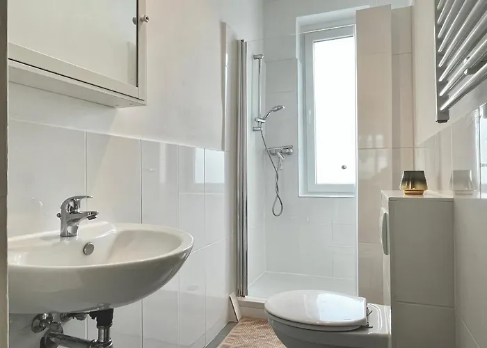 Design - Kingsize Bett - Kueche - Zentral Ганновер