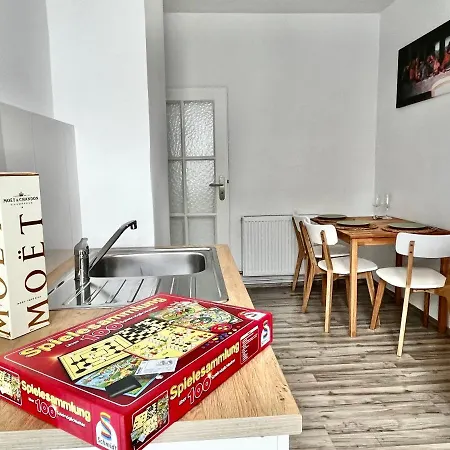 Design - Kingsize Bett - Küche - Zentral